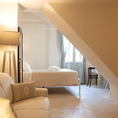 Dimore Storiche Casalnuovo * 콘베르사노